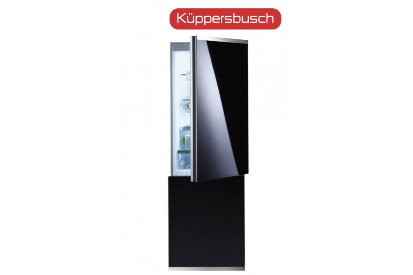 Мастера ремонтируют холодильники Kuppersbusch в сервисном центре ICEBERG в городе Нур-Султан