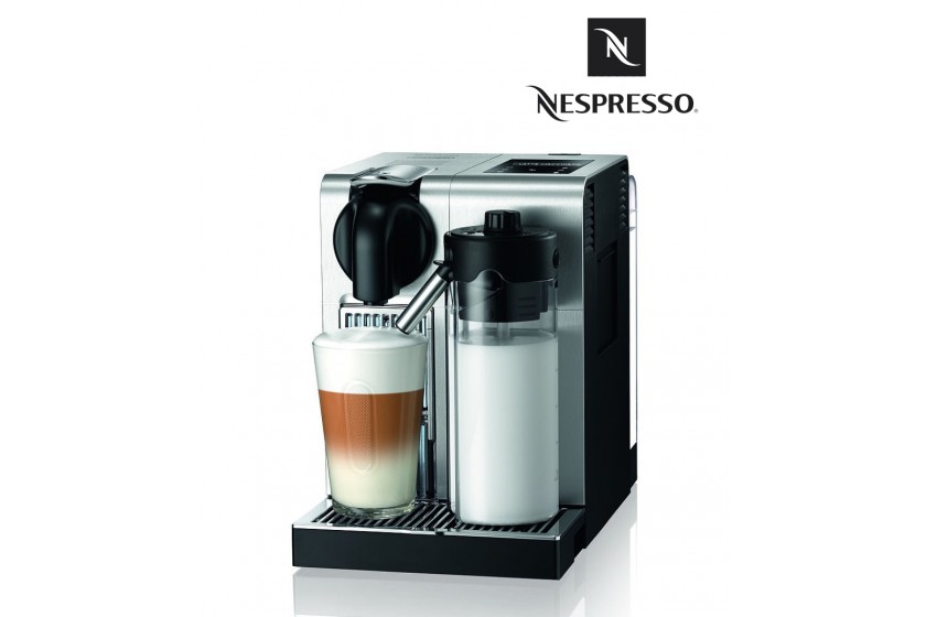  Мастера ремонтируют кофемашины Nespresso в сервисном центре ICEBERG в Нур-Султан