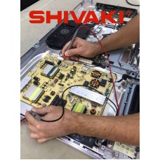 Мастер ремонтирует телевизора Shivaki в Нур-Султане в сервисном центре ICEBERG 