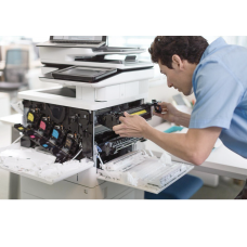 Мастера производят ремонт принтеров в Алматы в сервисном центре ICEBERG